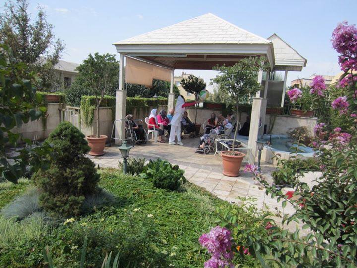 مرکز سالمندان فرزانگان